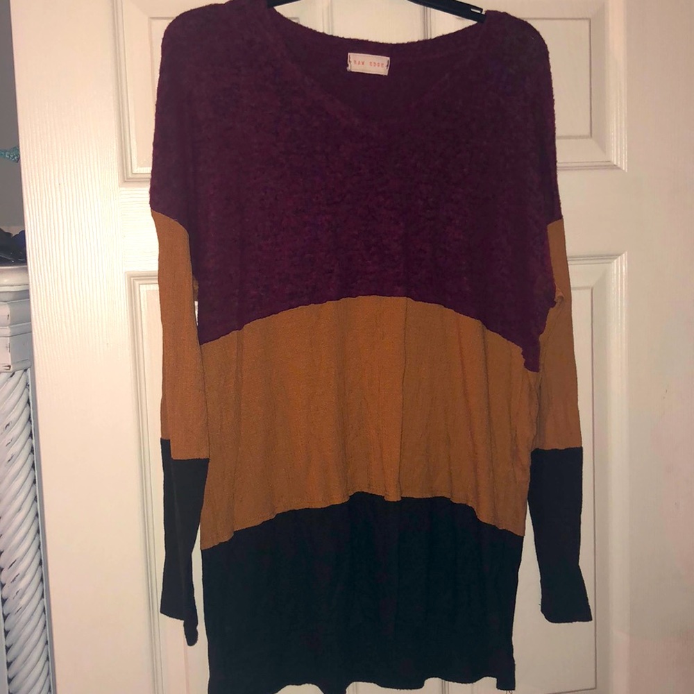 Burgundy/Gold/Black Long sleeve